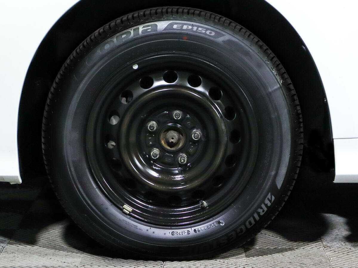 Toyota Corolla б/у, 2019, Механическая. Фото: #12