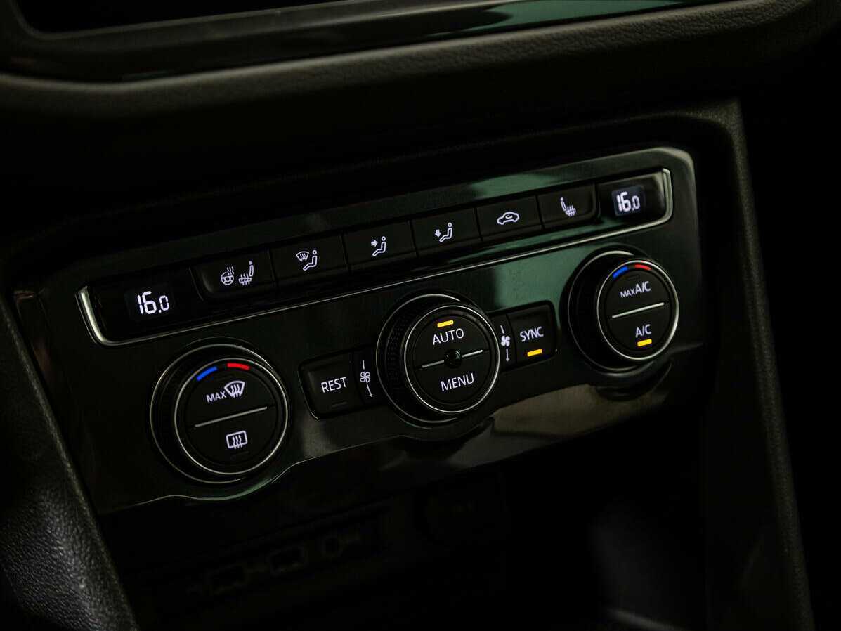 Volkswagen Tiguan б/у, 2019, Роботизированная. Фото: #15