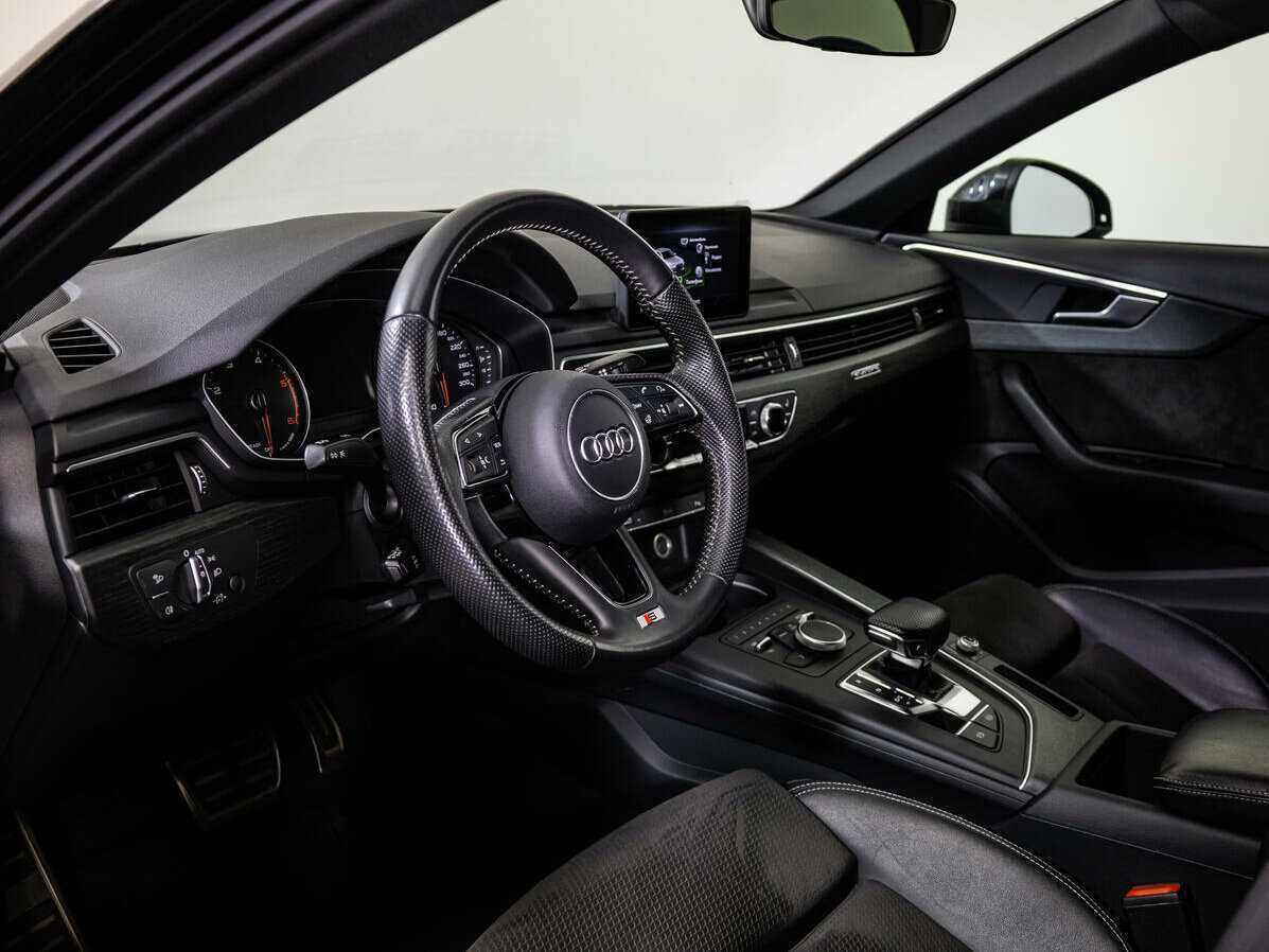 Audi A4 б/у, 2019, Роботизированная. Фото: #8