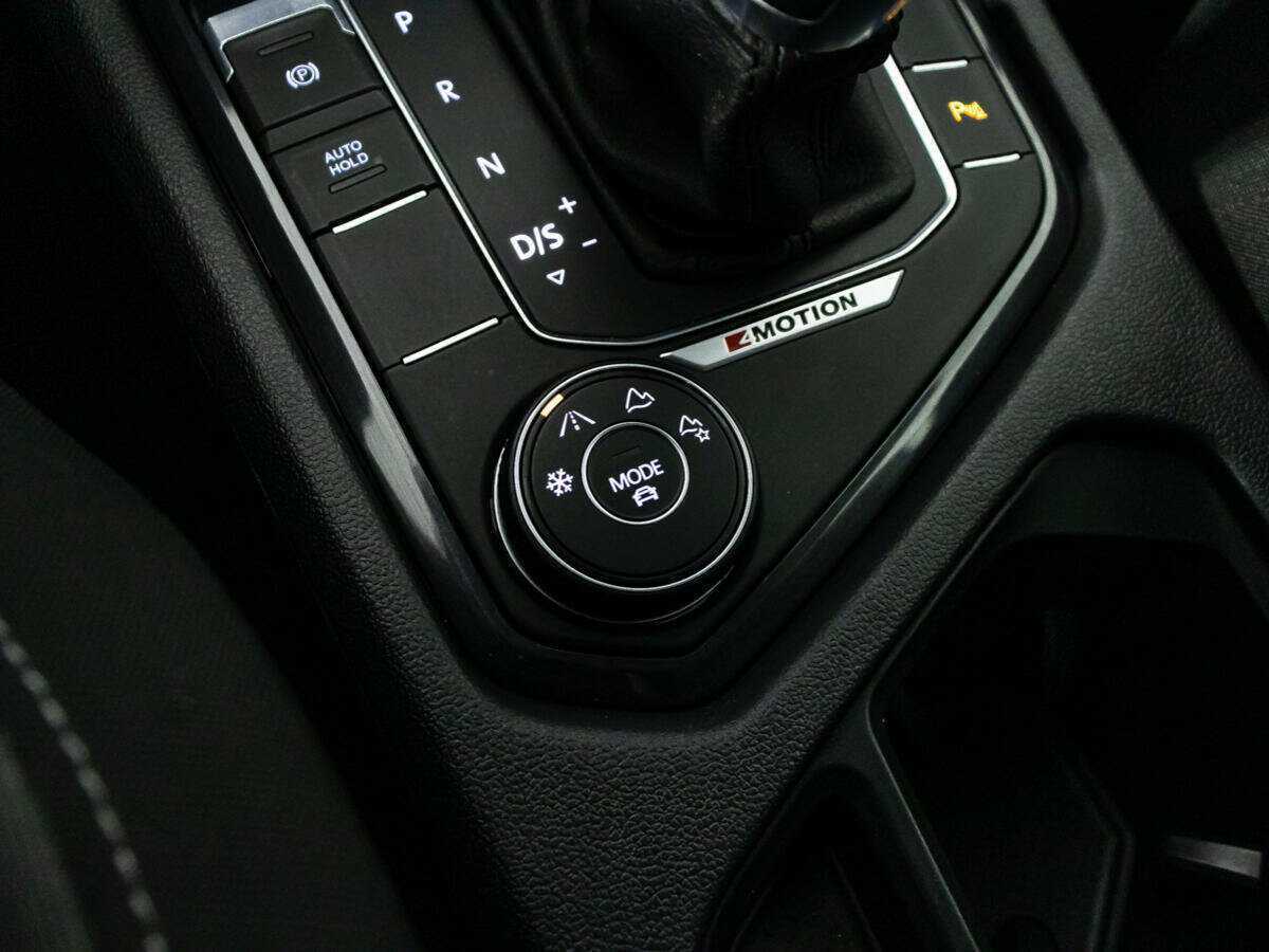 Volkswagen Tiguan б/у, 2018, Роботизированная. Фото: #16