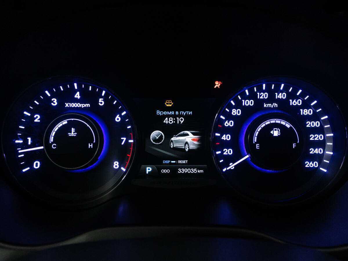 Hyundai Grandeur б/у, 2013, Автоматическая. Фото: #11