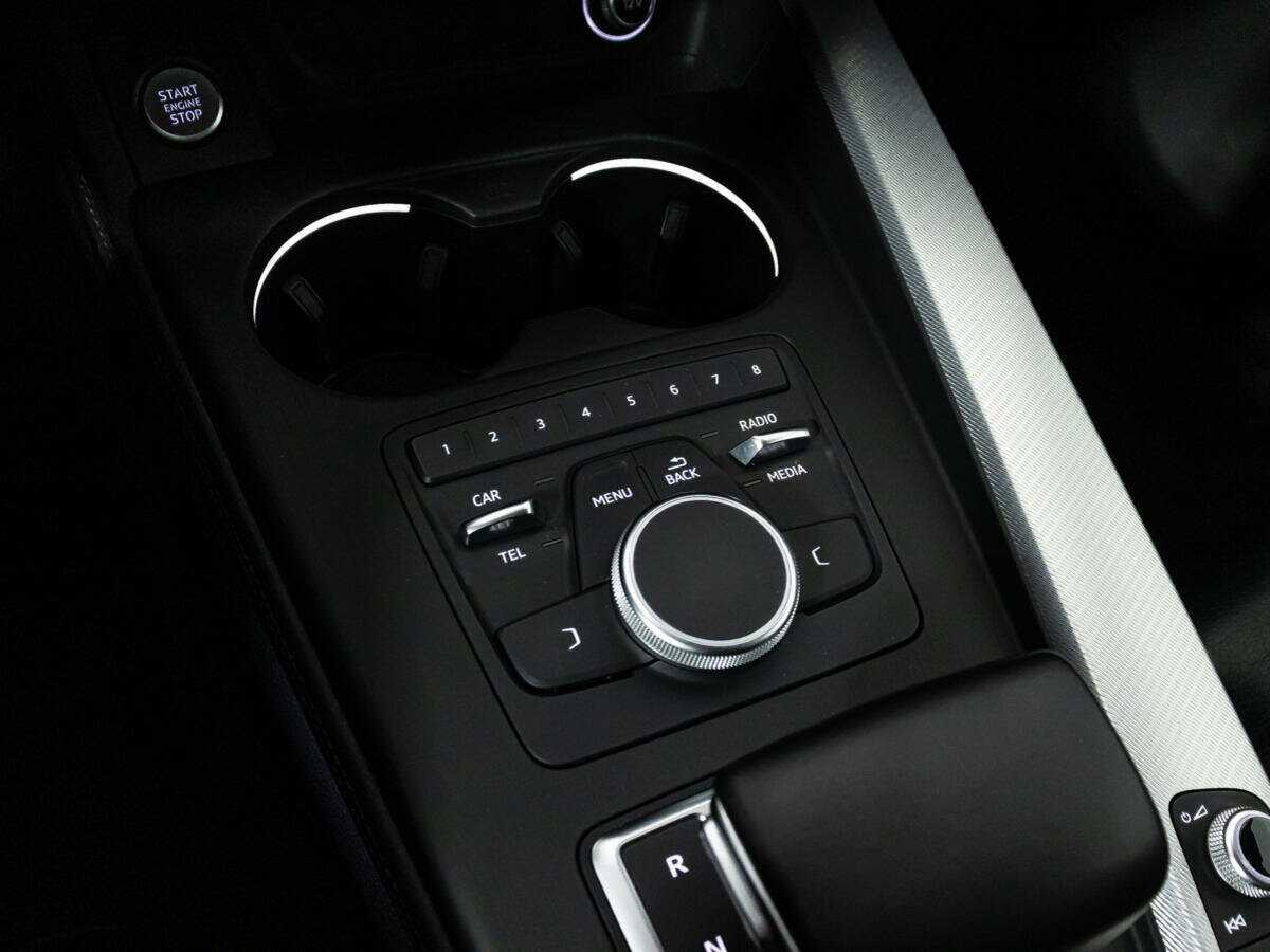 Audi A4 б/у, 2016, Роботизированная. Фото: #17