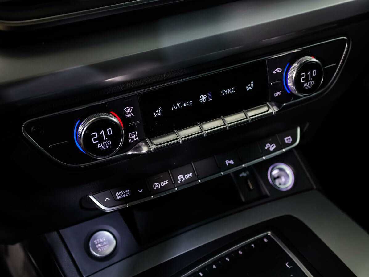 Audi Q5 б/у, 2018, Роботизированная. Фото: #13