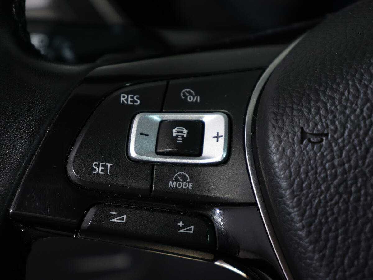 Volkswagen Tiguan б/у, 2018, Роботизированная. Фото: #16