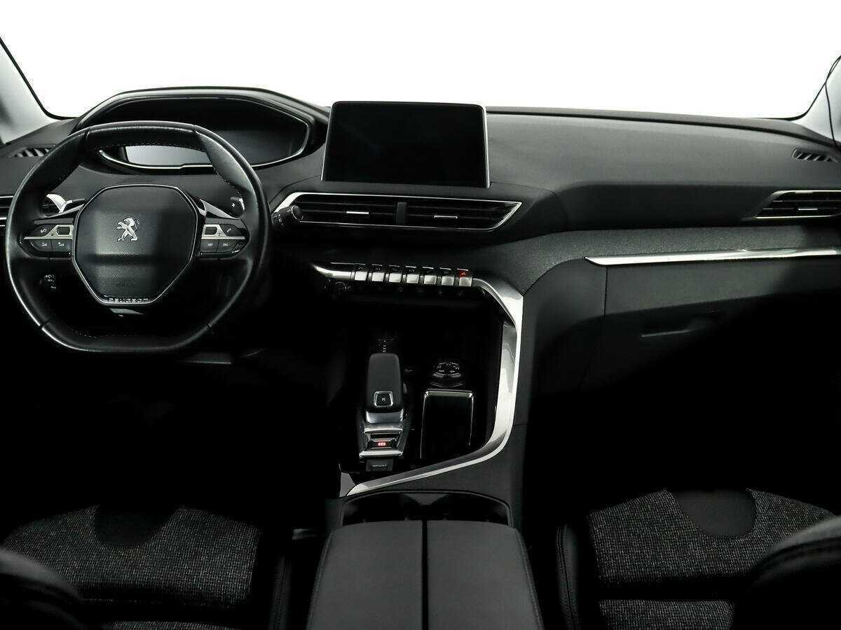 Peugeot 3008 б/у, 2017, Автоматическая. Фото: #9
