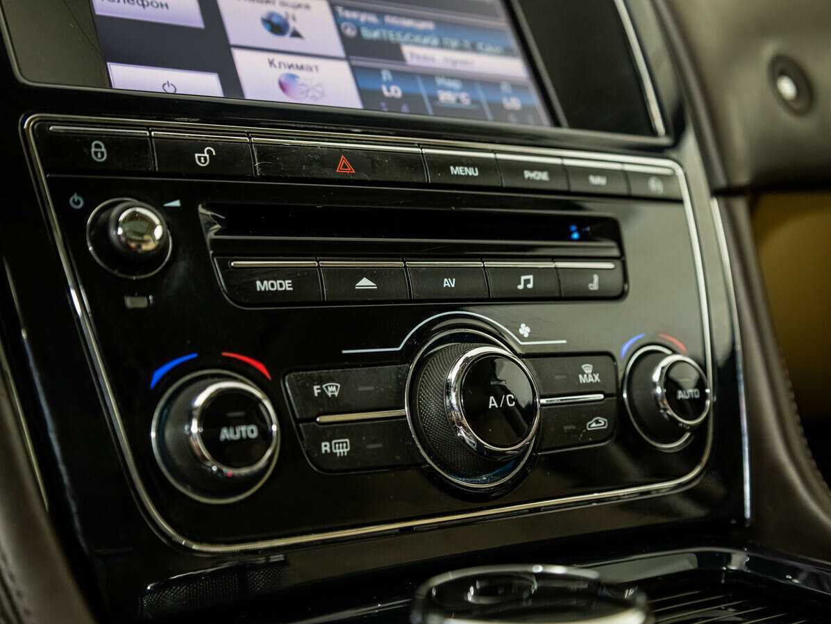 Jaguar XJ б/у, 2013, Автоматическая. Фото: #20