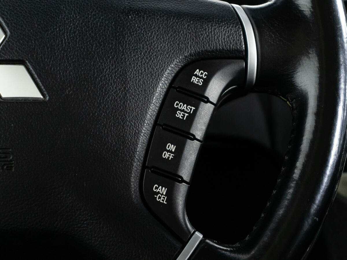 Mitsubishi Pajero б/у, 2015, Автоматическая. Фото: #19