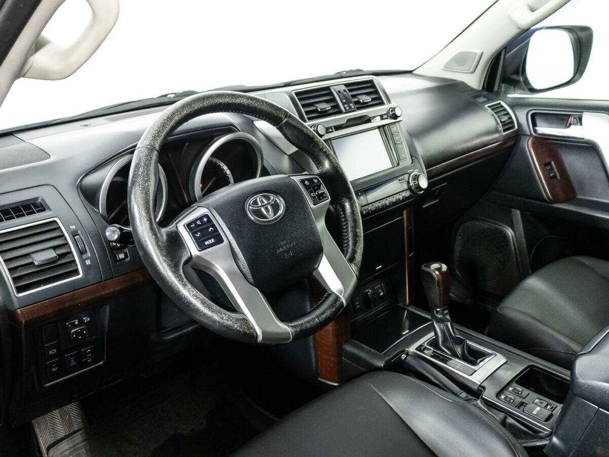 Toyota Land Cruiser Prado б/у, 2014, Автоматическая. Фото: #9