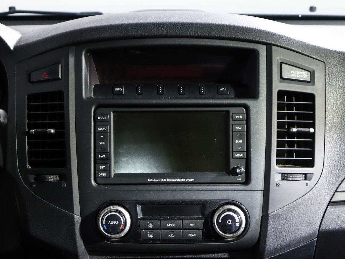 Mitsubishi Pajero б/у, 2012, Автоматическая. Фото: #10