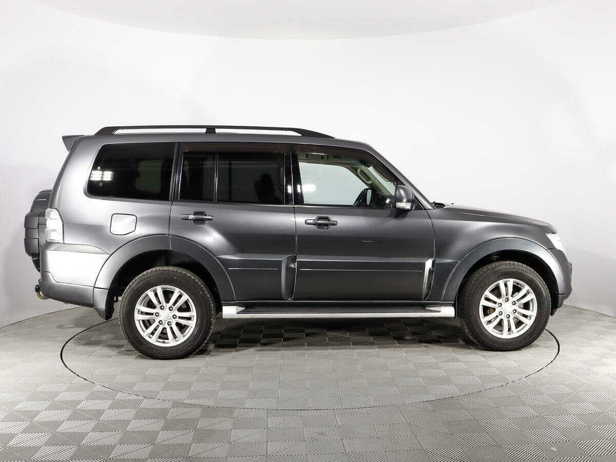 Mitsubishi Pajero б/у, 2012, Автоматическая. Фото: #4