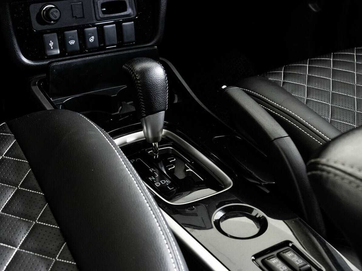 Mitsubishi Outlander б/у, 2020, Вариатор. Фото: #11