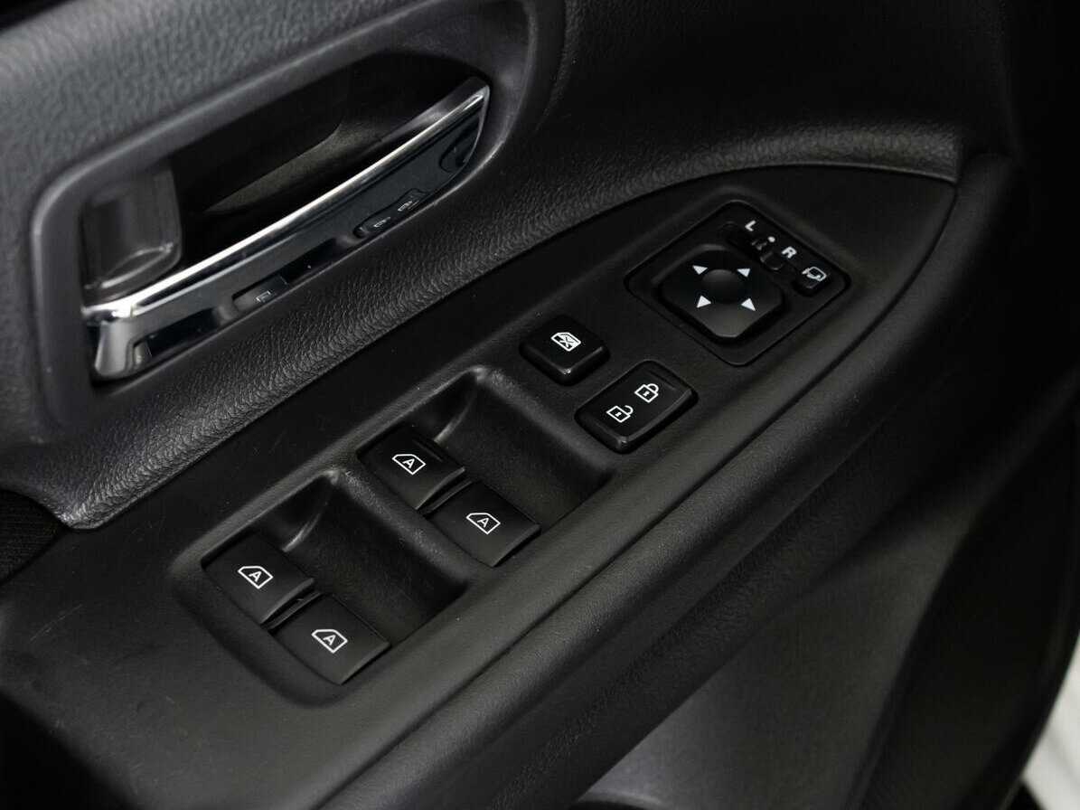 Mitsubishi Outlander б/у, 2020, Вариатор. Фото: #14