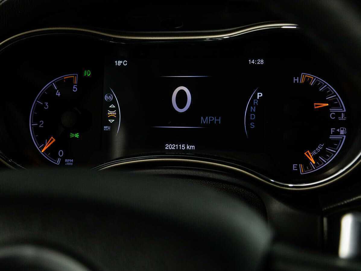 Jeep Grand Cherokee б/у, 2013, Автоматическая. Фото: #11