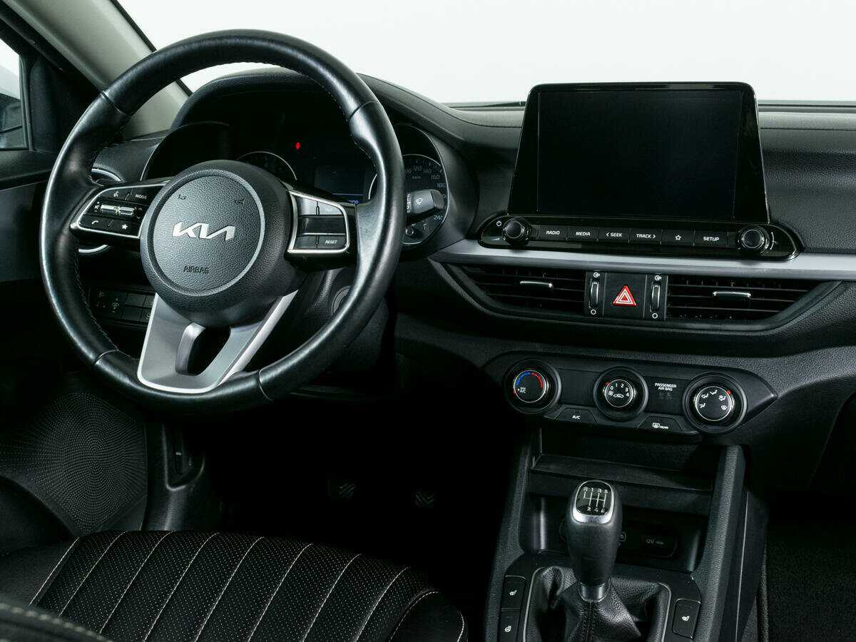 Kia Cerato б/у, 2021, Механическая. Фото: #10