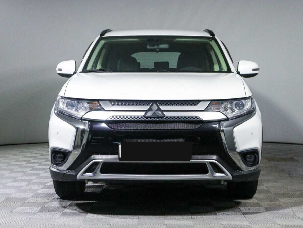 Mitsubishi Outlander б/у, 2019, Вариатор. Фото: #1