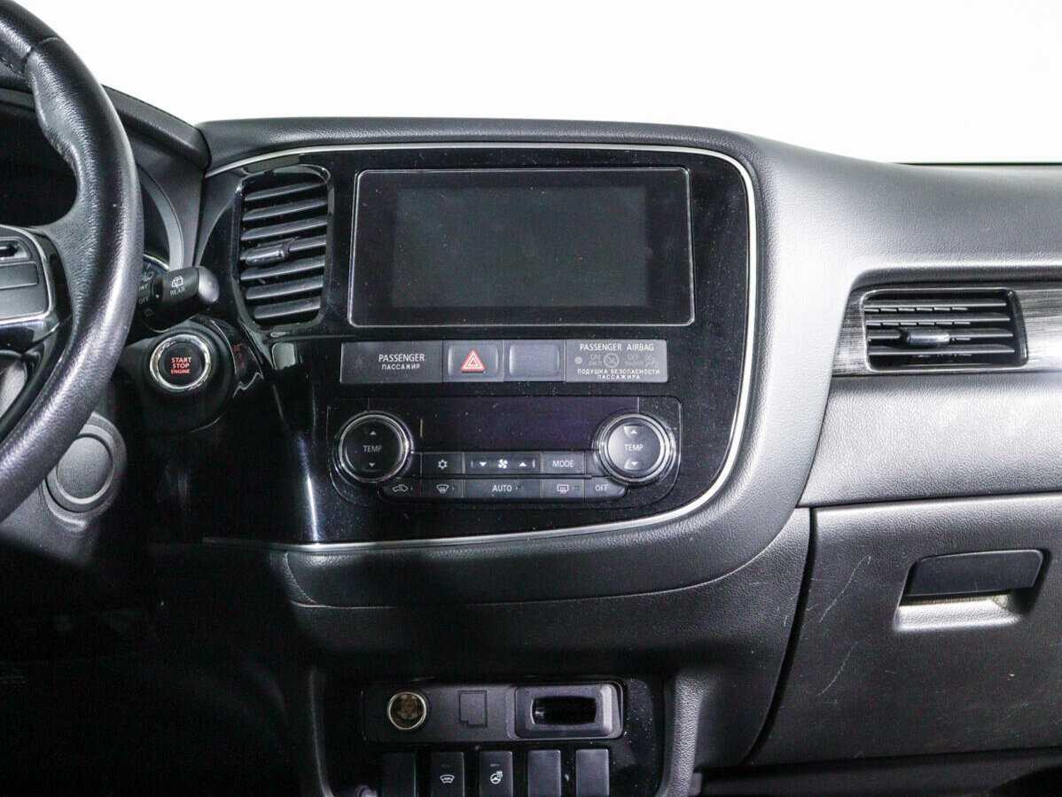Mitsubishi Outlander б/у, 2018, Вариатор. Фото: #11