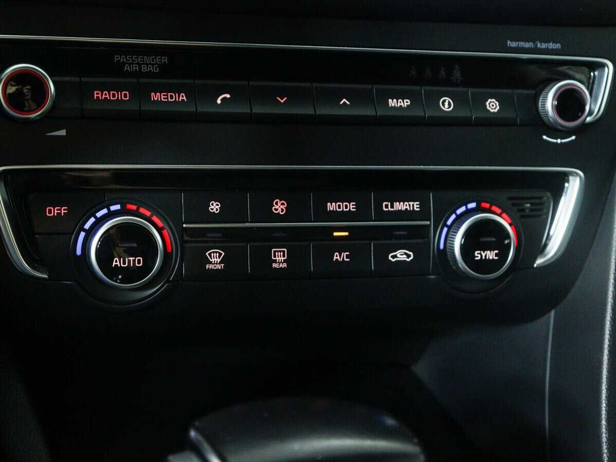 Kia Optima б/у, 2018, Автоматическая. Фото: #17