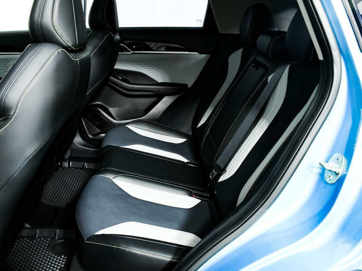 Geely Coolray б/у, 2022, Роботизированная. Фото: #11