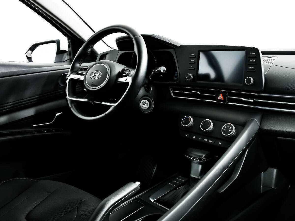 Hyundai Elantra б/у, 2022, Автоматическая. Фото: #8