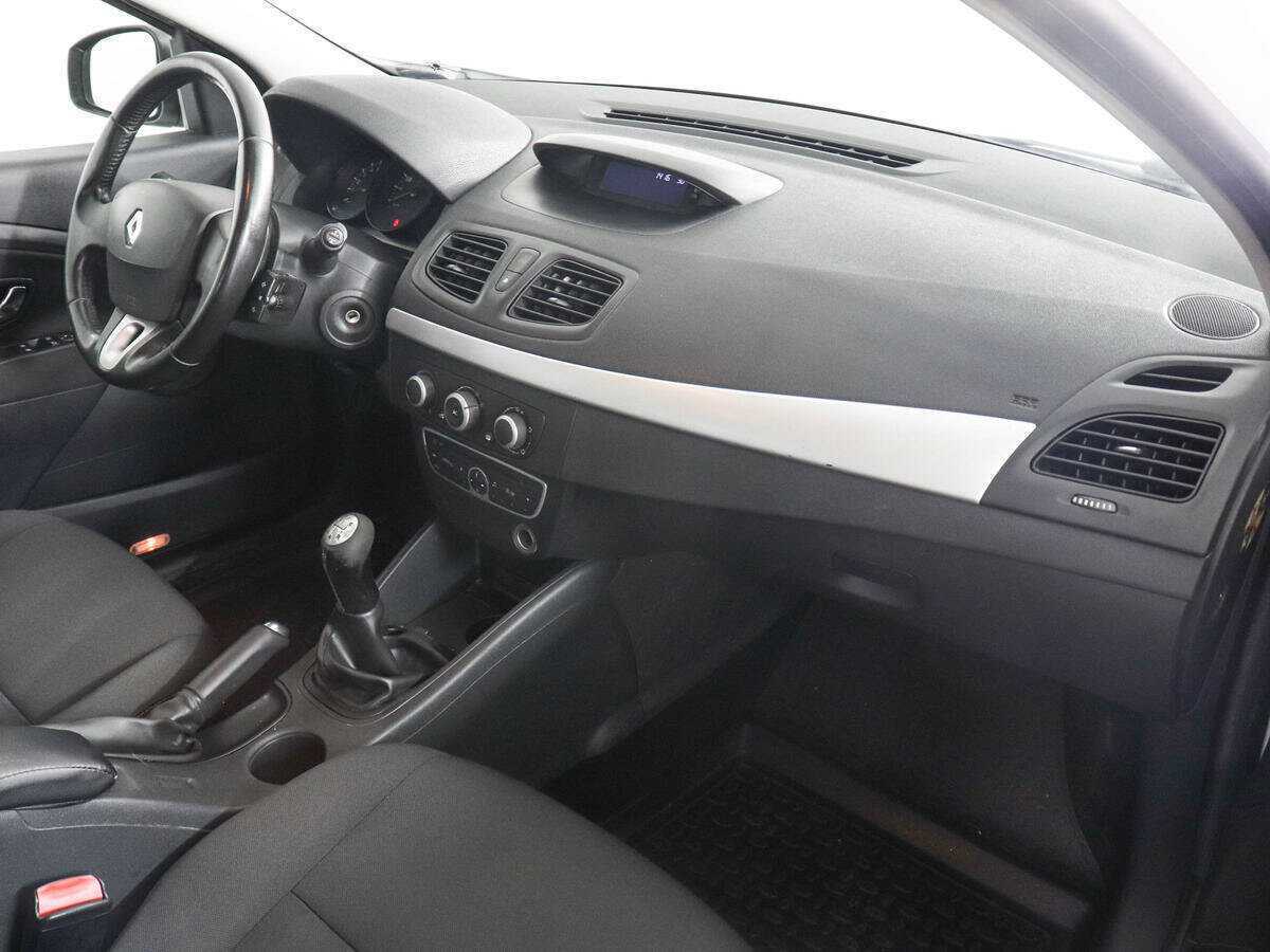 Renault Fluence б/у, 2013, Механическая. Фото: #9