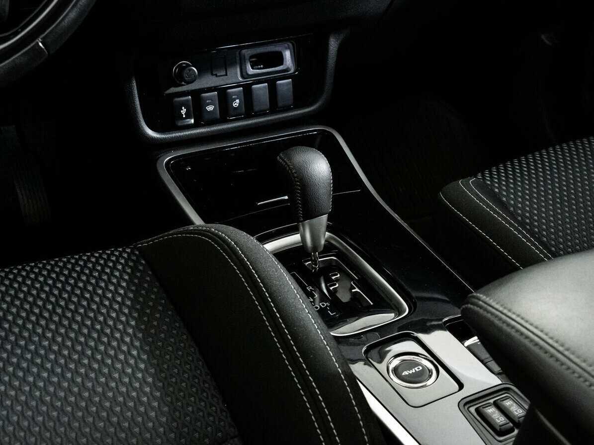 Mitsubishi Outlander б/у, 2019, Вариатор. Фото: #12