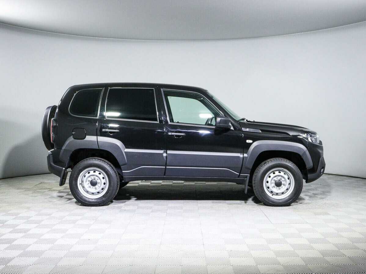 Lada (ВАЗ) Niva б/у, 2023, Механическая. Фото: #3