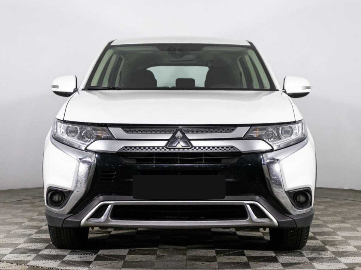 Mitsubishi Outlander б/у, 2020, Вариатор. Фото: #1