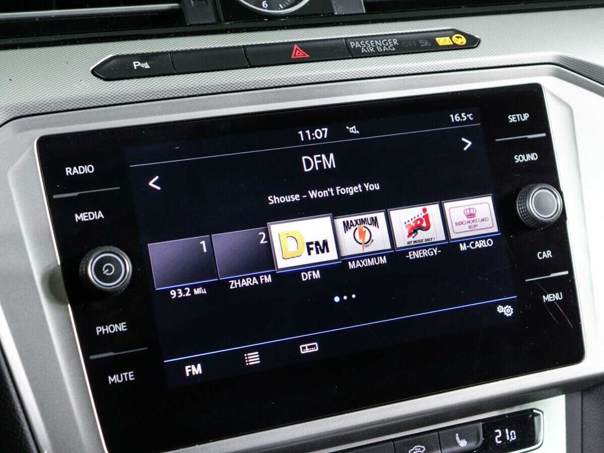 Volkswagen Passat б/у, 2019, Роботизированная. Фото: #15