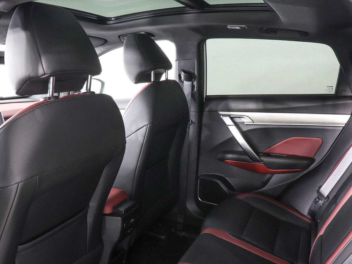 Geely Coolray б/у, 2023, Роботизированная. Фото: #11