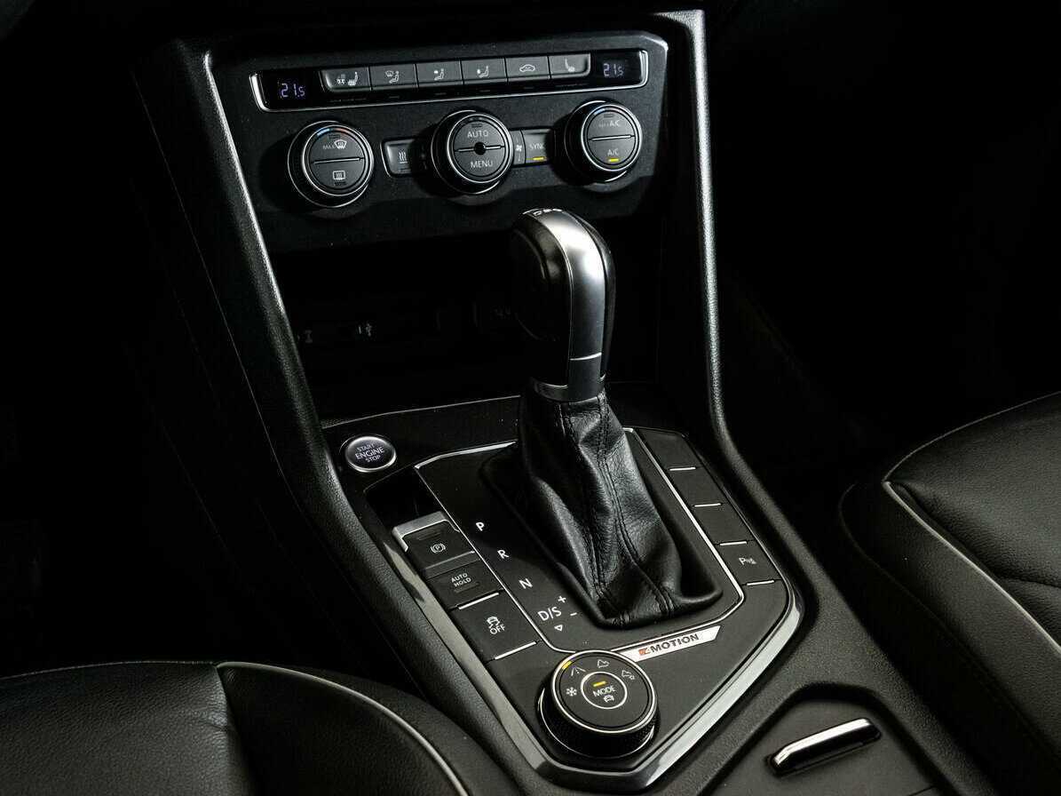 Volkswagen Tiguan б/у, 2017, Роботизированная. Фото: #12