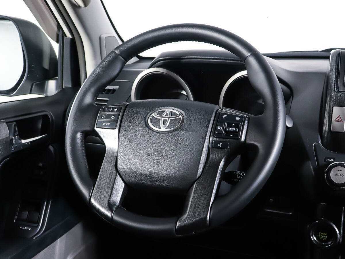 Toyota Land Cruiser Prado б/у, 2012, Автоматическая. Фото: #14