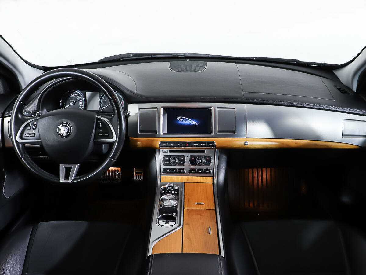 Jaguar XF б/у, 2014, Автоматическая. Фото: #10