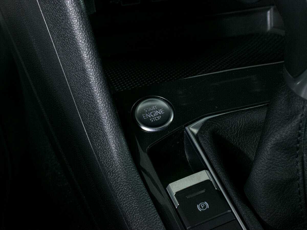 Volkswagen Tiguan б/у, 2018, Роботизированная. Фото: #14