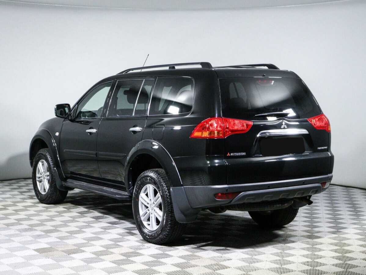 Mitsubishi Pajero Sport б/у, 2012, Автоматическая. Фото: #4