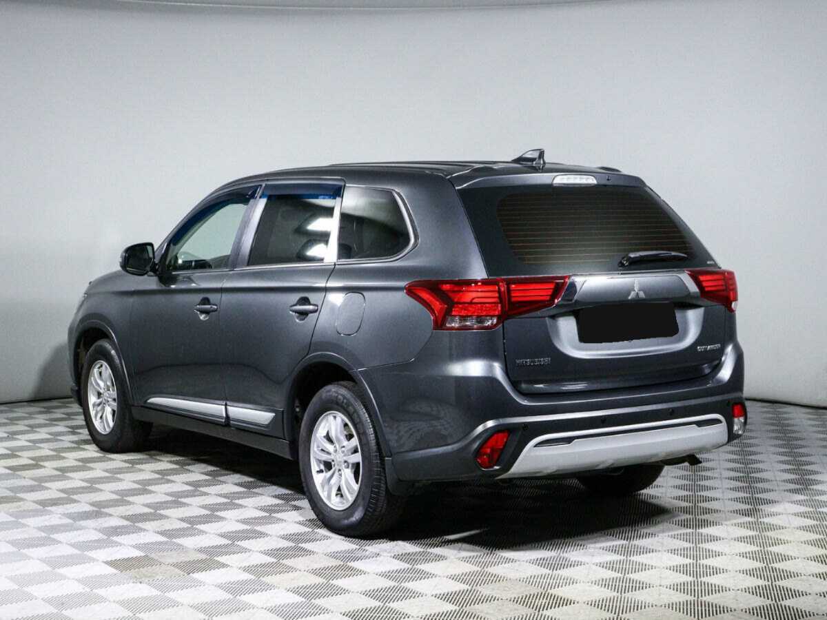 Mitsubishi Outlander б/у, 2018, Вариатор. Фото: #5