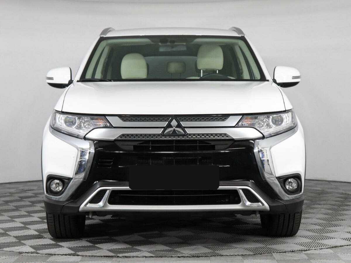 Mitsubishi Outlander б/у, 2021, Вариатор. Фото: #1