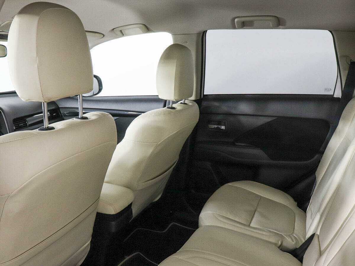 Mitsubishi Outlander б/у, 2021, Вариатор. Фото: #11