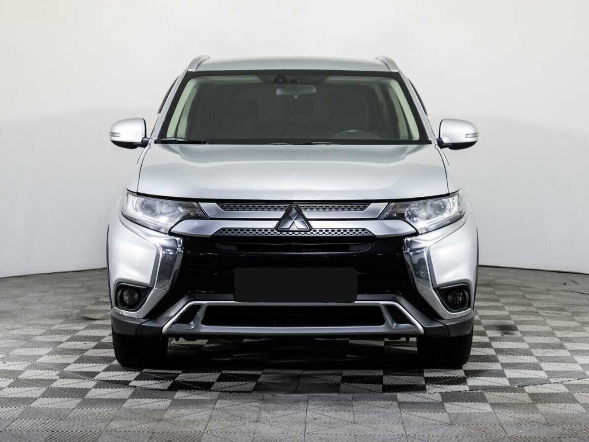 Mitsubishi Outlander б/у, 2019, Вариатор. Фото: #1