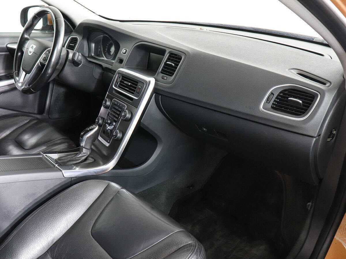 Volvo S60 б/у, 2013, Автоматическая. Фото: #9