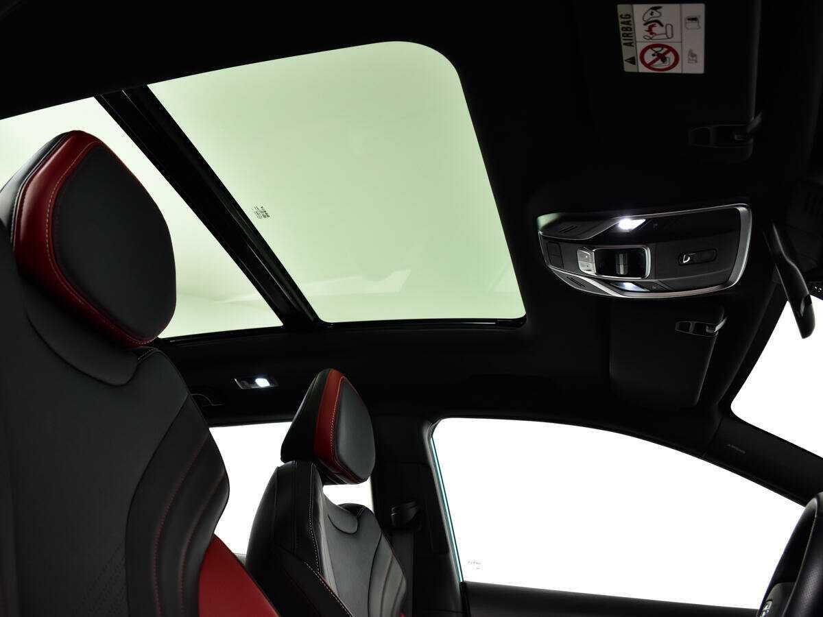 Geely Coolray б/у, 2023, Роботизированная. Фото: #12