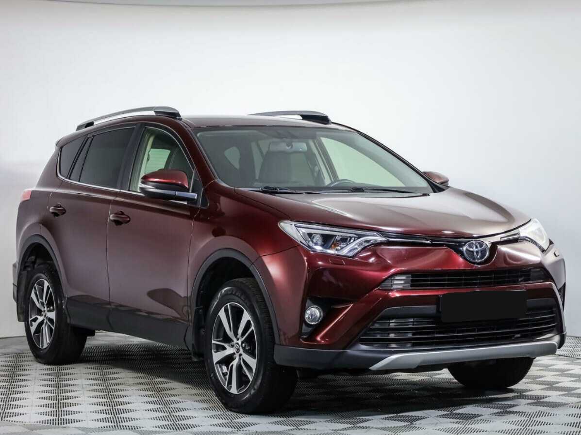 Toyota RAV4 б/у, 2015, Автоматическая. Фото: #1