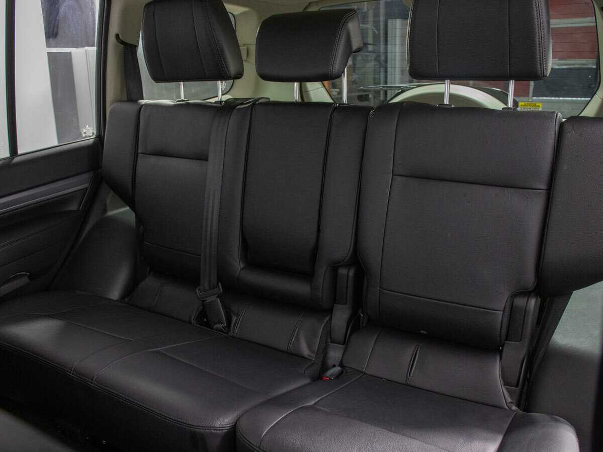 Mitsubishi Pajero б/у, 2017, Автоматическая. Фото: #13