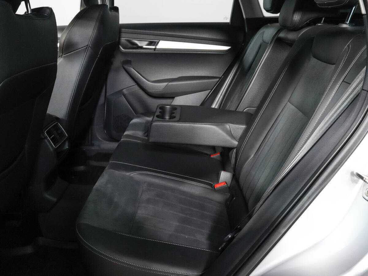 Skoda Karoq б/у, 2020, Автоматическая. Фото: #9