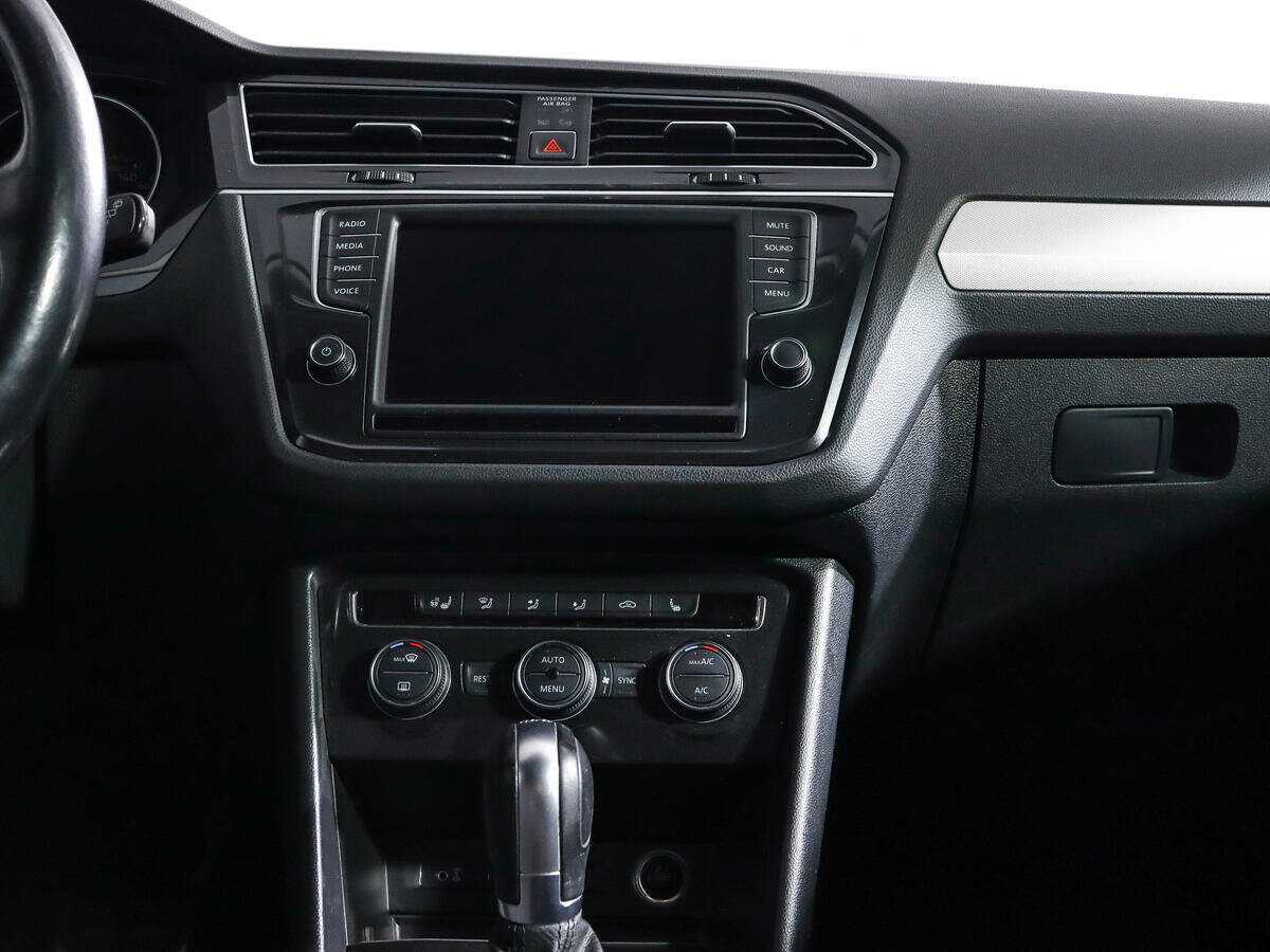 Volkswagen Tiguan б/у, 2017, Роботизированная. Фото: #12