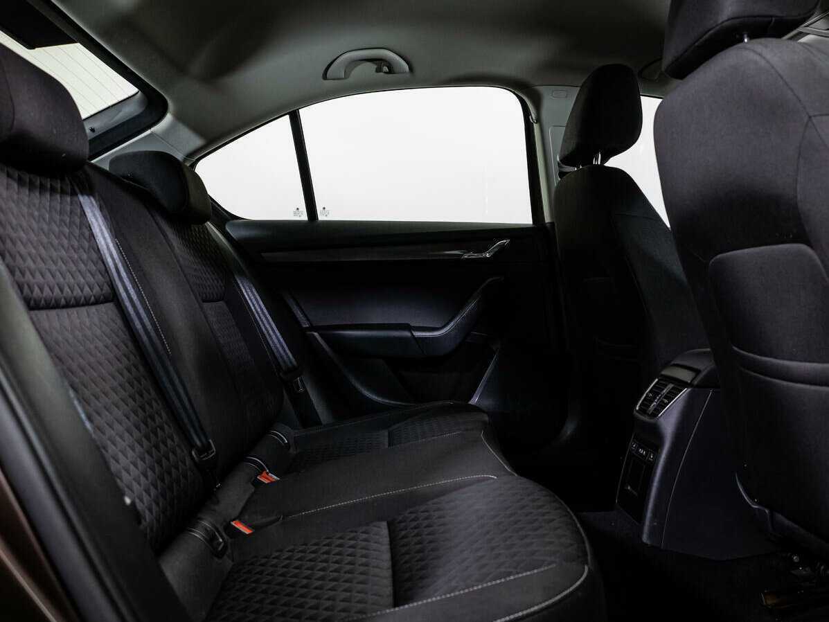 Skoda Octavia б/у, 2018, Роботизированная. Фото: #10