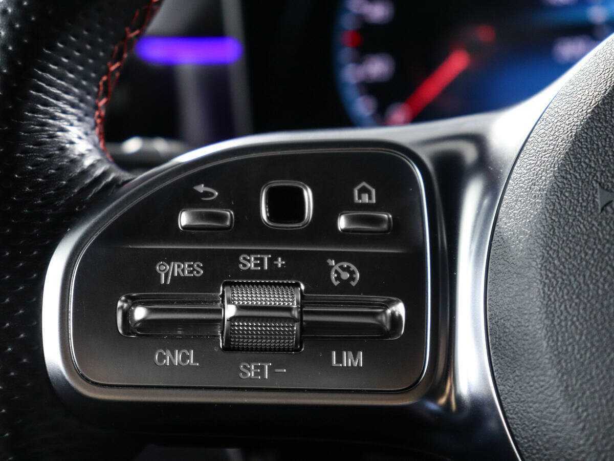 Mercedes-Benz A-Класс б/у, 2019, Роботизированная. Фото: #19