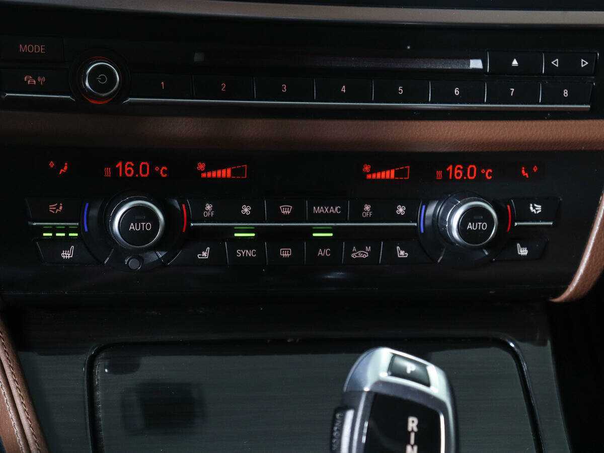 BMW 5 серии б/у, 2016, Автоматическая. Фото: #20