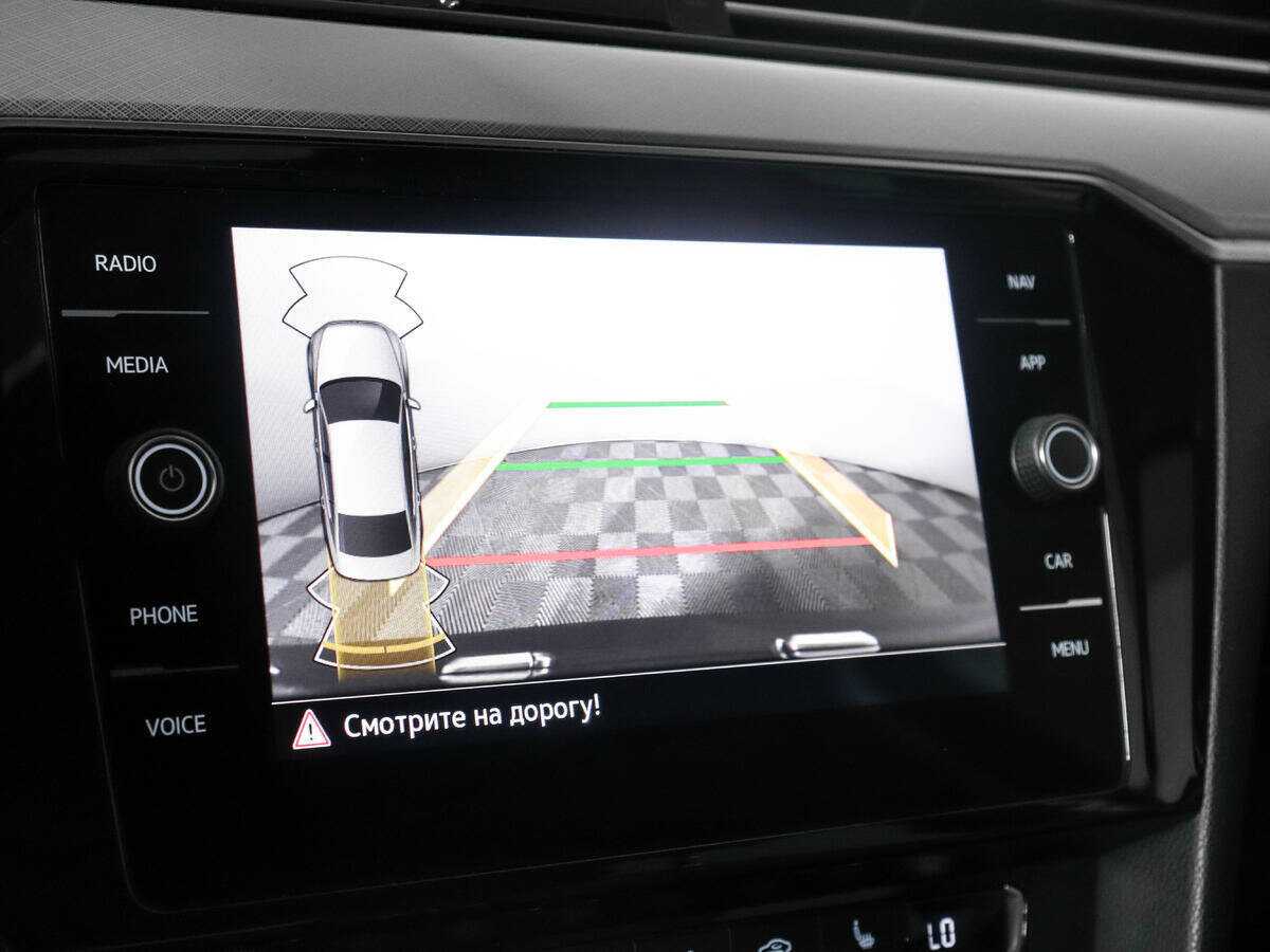 Volkswagen Passat б/у, 2020, Роботизированная. Фото: #17