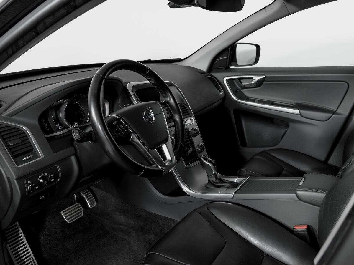 Volvo XC60 б/у, 2016, Автоматическая. Фото: #13