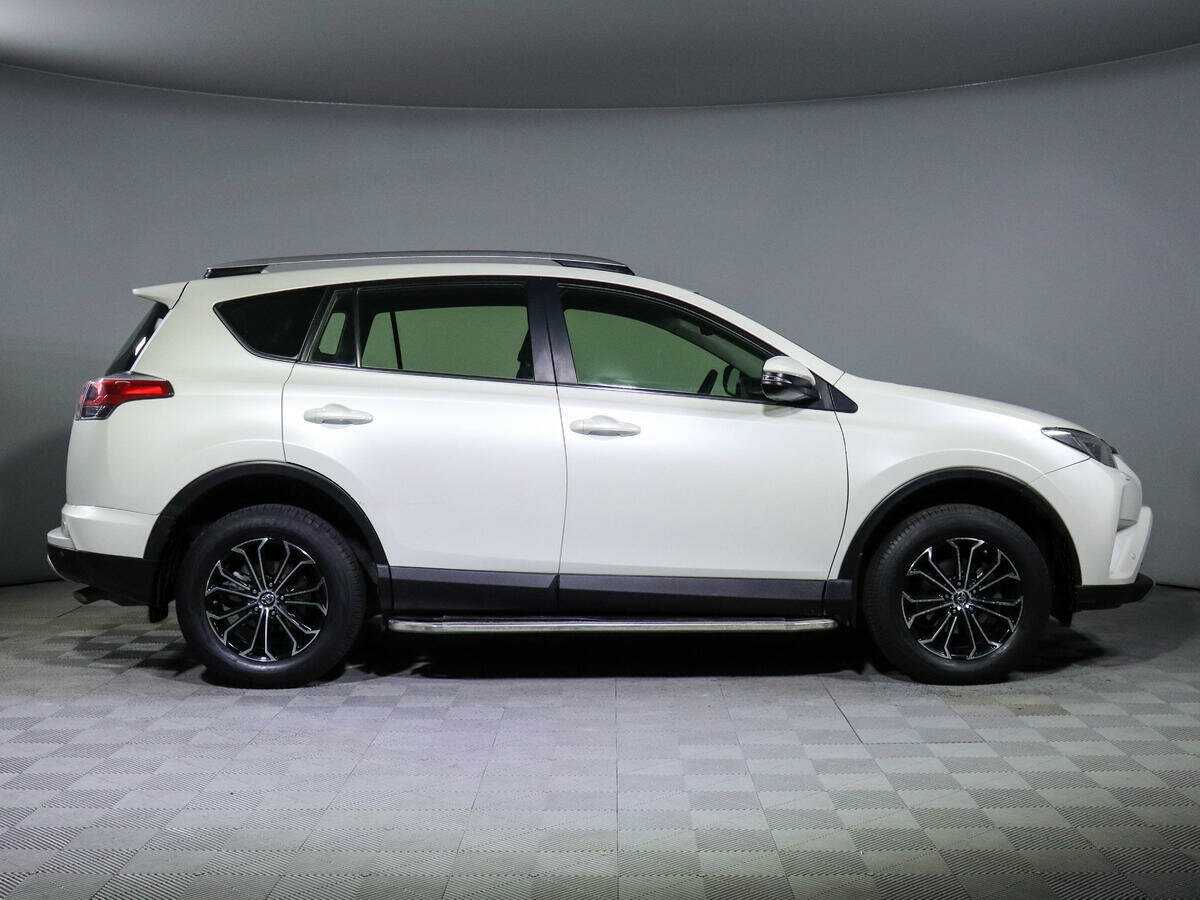 Toyota RAV4 б/у, 2015, Автоматическая. Фото: #3